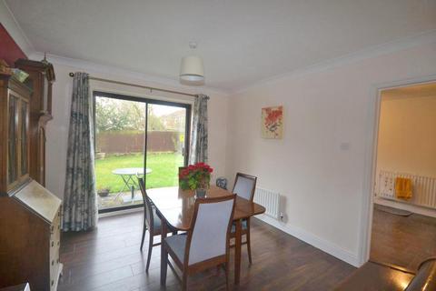 4 bedroom detached house to rent, Tattenhoe, Milton Keynes MK4