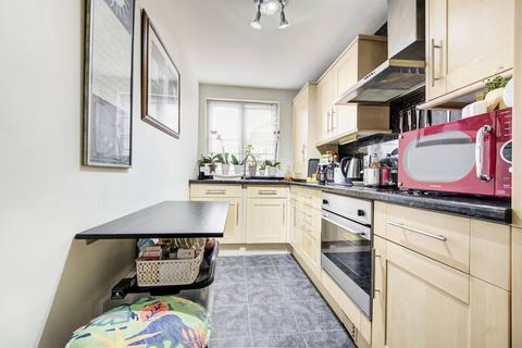 1 bedroom flat for sale, Brompton Park Crescent, Fulham, London, SW6