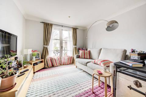 1 bedroom flat for sale, Brompton Park Crescent, Fulham, London, SW6