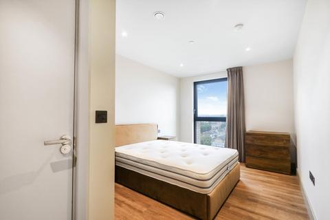3 bedroom flat to rent, Ashley Road, London, N17
