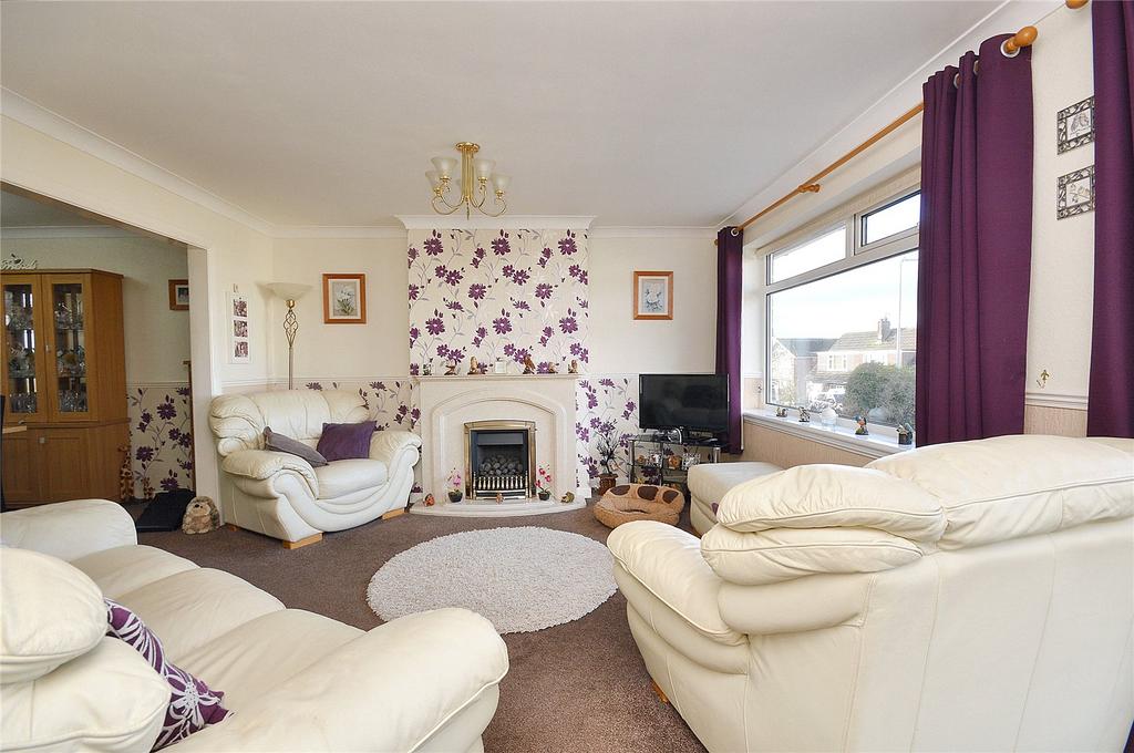 Acaster Drive, Garforth, Leeds, West Yorkshire 3 bed semidetached