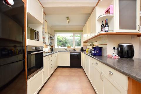3 bedroom detached house for sale, Meadow Park Drive, Stanningley, Pudsey, West Yorkshire