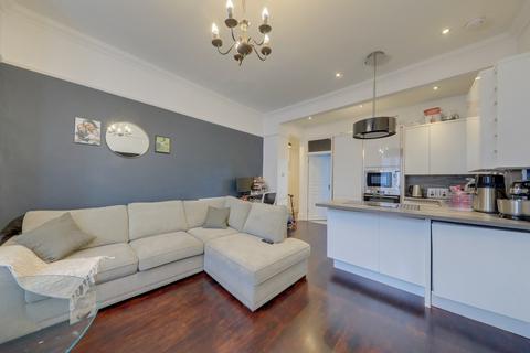 2 bedroom flat for sale, Mount Pleasant Road, Hither Green , London, SE13