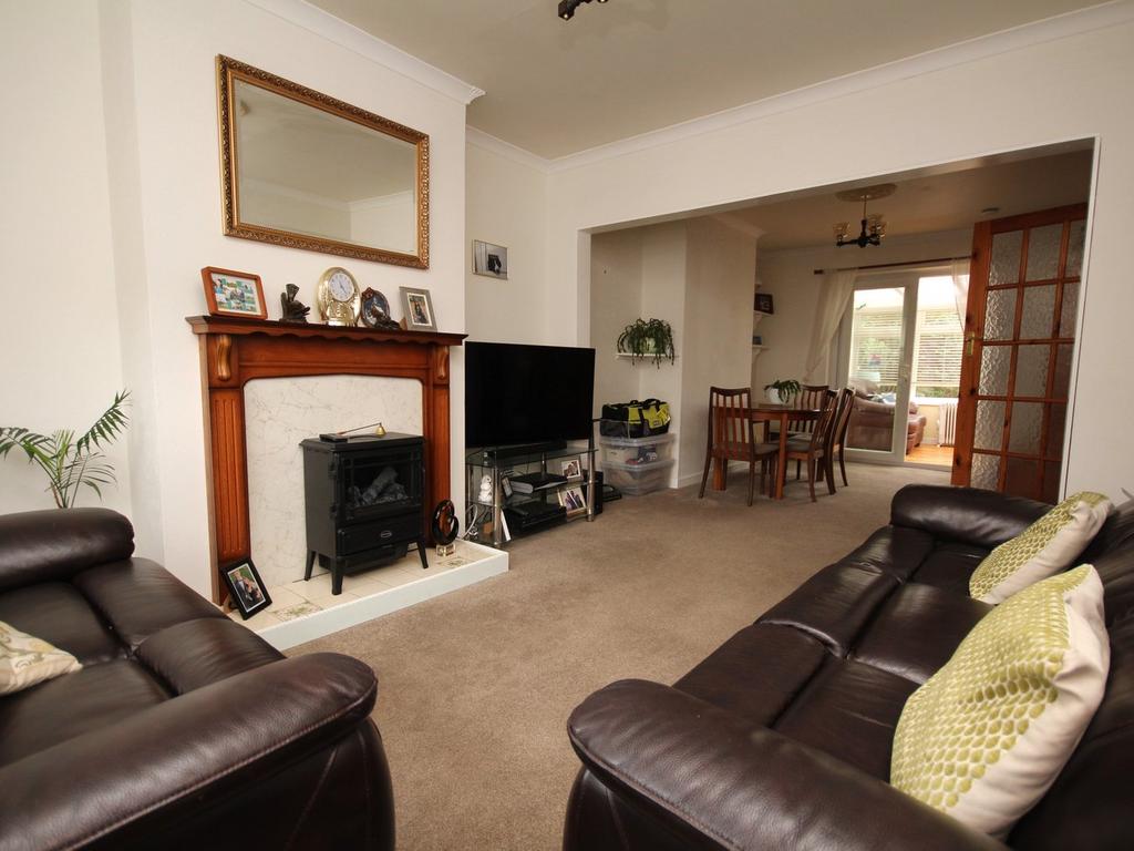 Foxholes Road, Oakdale, Poole, BH15 3 bed semidetached house for sale