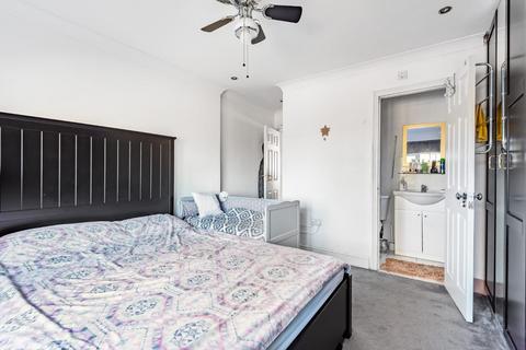 88 Imperial Way, Chislehurst, BR7 6JR