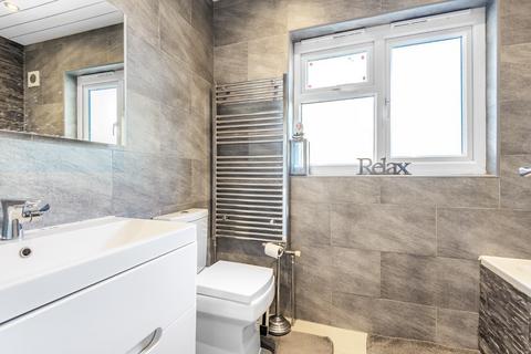 88 Imperial Way, Chislehurst, BR7 6JR