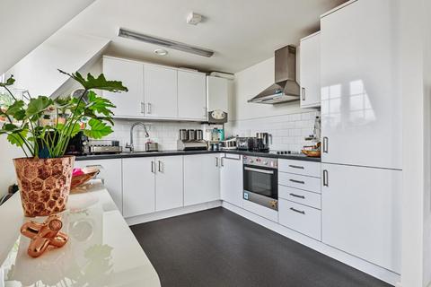 Flat 5, Magenta House Central Avenue, Welling, DA16 3AY