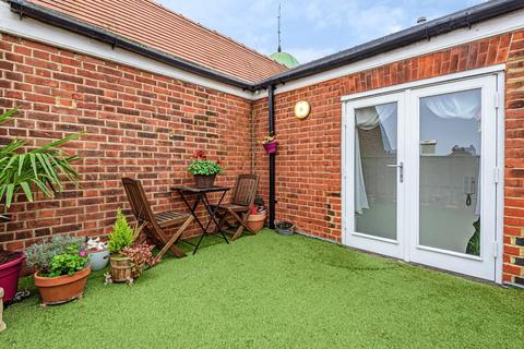 Flat 5, Magenta House Central Avenue, Welling, DA16 3AY