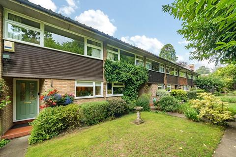 2, Kincraig Lubbock Road, Chislehurst, BR7 5JR