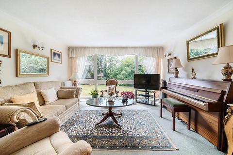 2, Kincraig Lubbock Road, Chislehurst, BR7 5JR