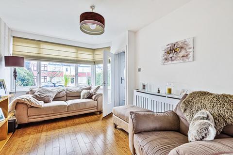 61 Faringdon Avenue, Bromley, BR2 8BP
