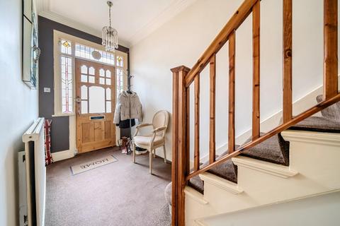 35 Balgowan Road, Beckenham, BR3 4HJ