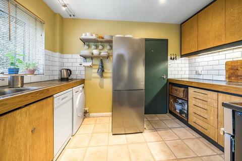 12 Yester Road, Chislehurst, BR7 5LT