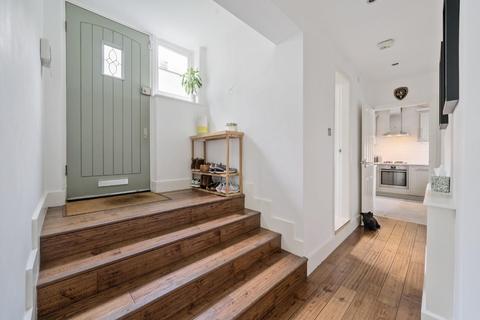 1, Oak Cottages Old Hill, Chislehurst, BR7 5LY