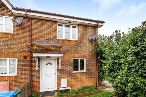 4 Troon Close, London, SE28 8QG