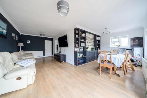 12 Littlejohn Road, Orpington, BR5 2BX