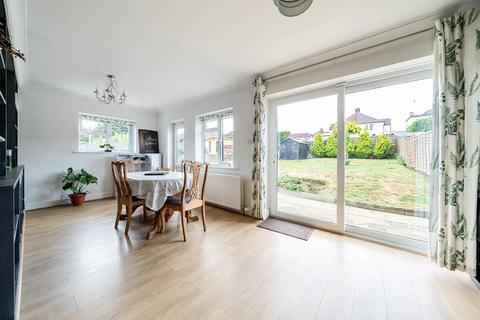 12 Littlejohn Road, Orpington, BR5 2BX