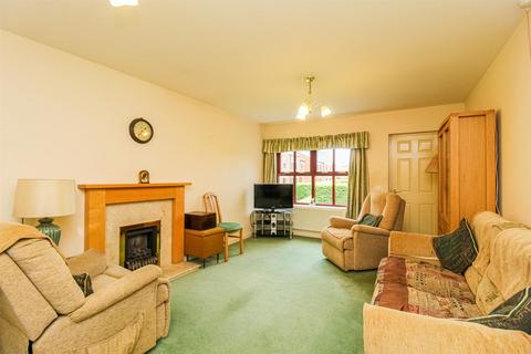 2 bedroom terraced bungalow for sale - St. Peters Court, Wakefield WF4
