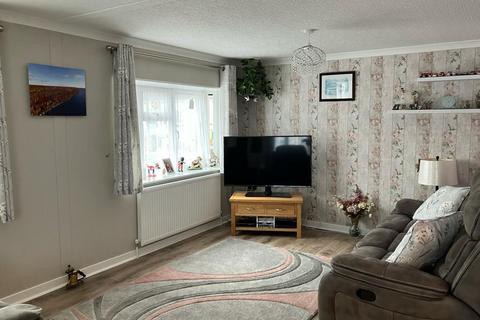2 bedroom mobile home for sale, West Street, Whitland
