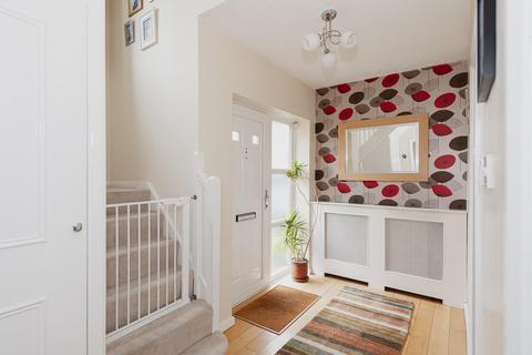 3 bedroom semi-detached house for sale - Lower Wood Road, Claygate,