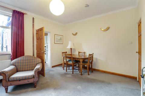 3 bedroom terraced house for sale, Common Road, Claygate