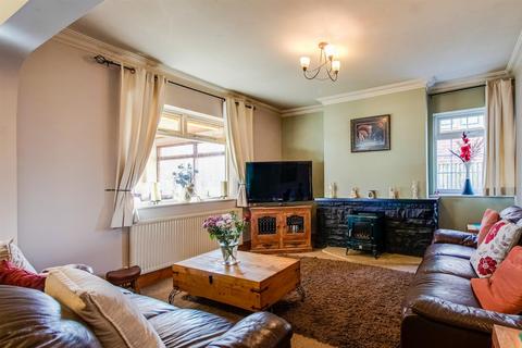 3 bedroom detached house for sale, Southwell Lane, Wakefield WF4