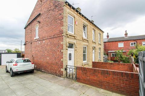 3 bedroom semi-detached house for sale, The Overcroft, Wakefield WF4