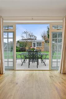 3 Denham Walk, Chalfont St Peter, Gerrards Cross, SL9 0EN
