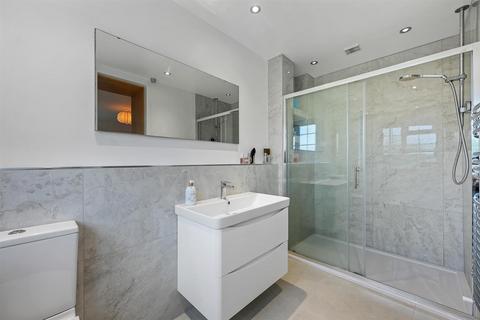 3 Denham Walk, Chalfont St Peter, Gerrards Cross, SL9 0EN