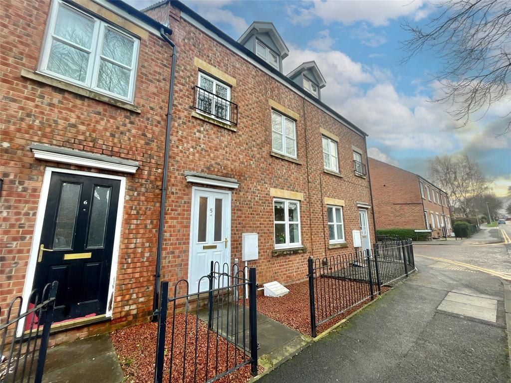 Broadacre, Wardley, Gateshead, NE10 3 bed terraced house for sale £