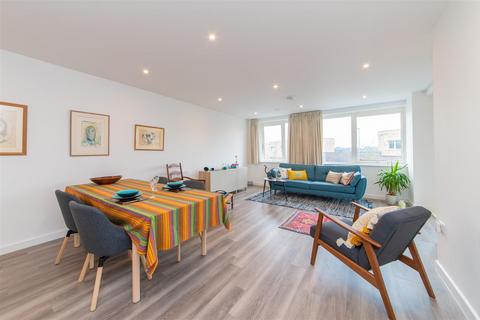 2 bedroom flat to rent - Medawar Drive, Mill Hill, London