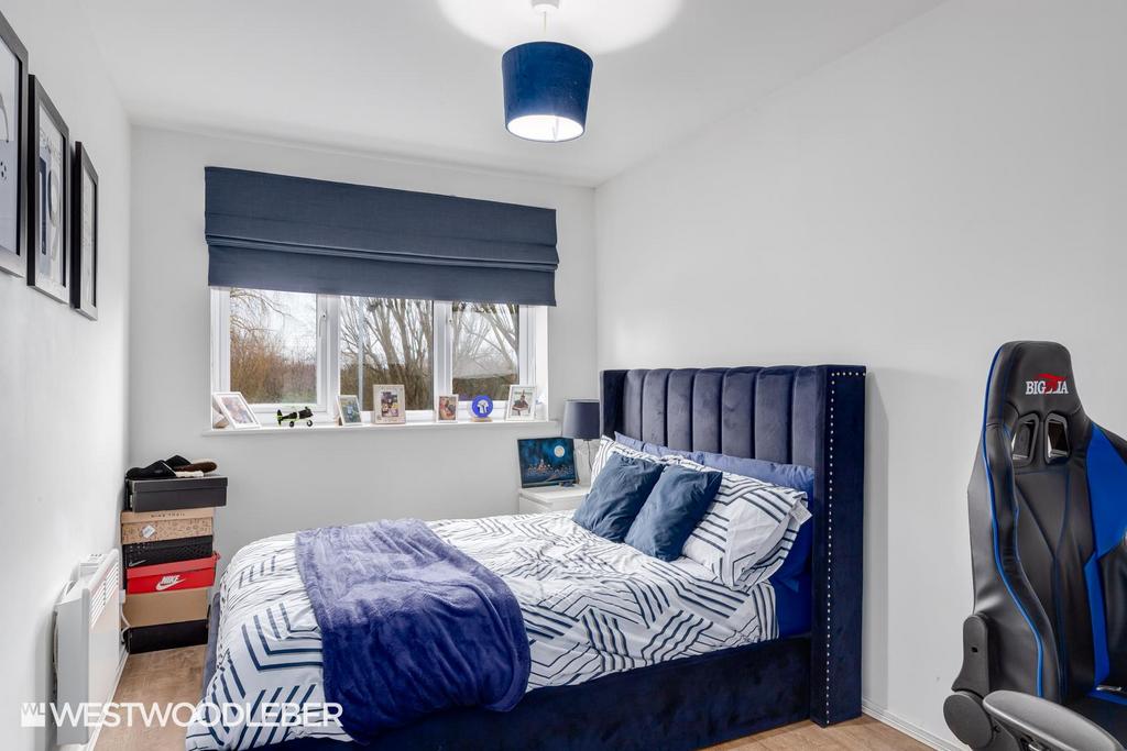 Fern Close 3.jpg