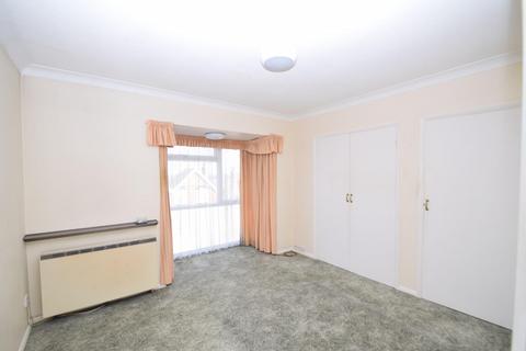 1 bedroom apartment for sale, Carew Road, Eastbourne BN21