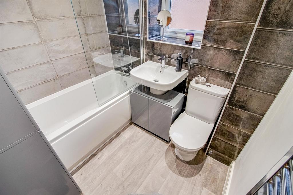 Bathroom/w.c.