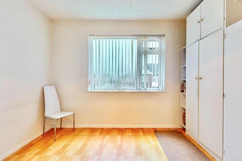 4 Millbrook Gardens, Chadwell Heath, Romford, RM6 6RP