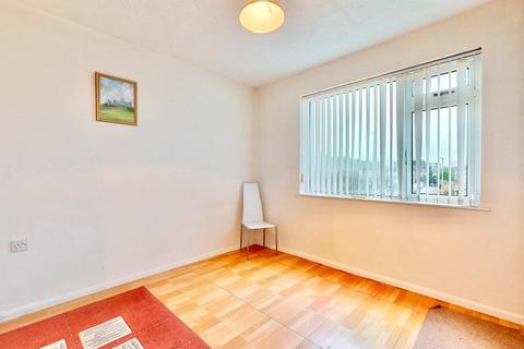 4 Millbrook Gardens, Chadwell Heath, Romford, RM6 6RP
