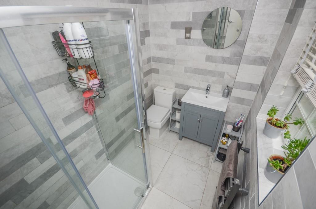 Ensuite.jpg