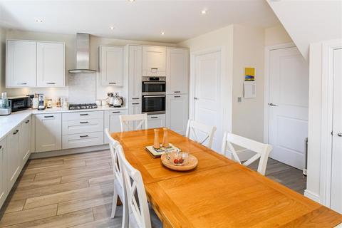 11 Fountains Close, Wakefield, WF1 4FW
