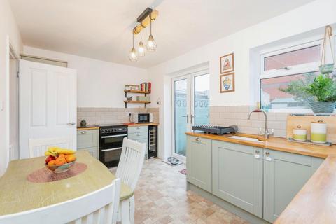 21 Billingbauk Drive, Leeds, LS13 4RY