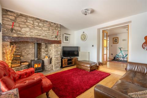187 High Street, Oldland Common, Bristol, BS30 9QG