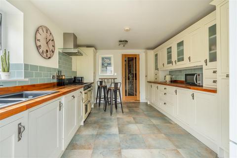 187 High Street, Oldland Common, Bristol, BS30 9QG
