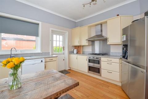 4 bedroom detached bungalow for sale, Canal Lane, Wakefield WF3