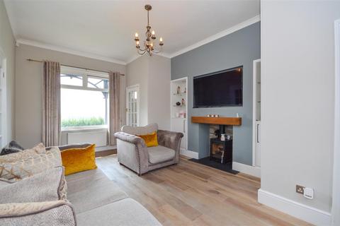 4 bedroom detached bungalow for sale, Canal Lane, Wakefield WF3