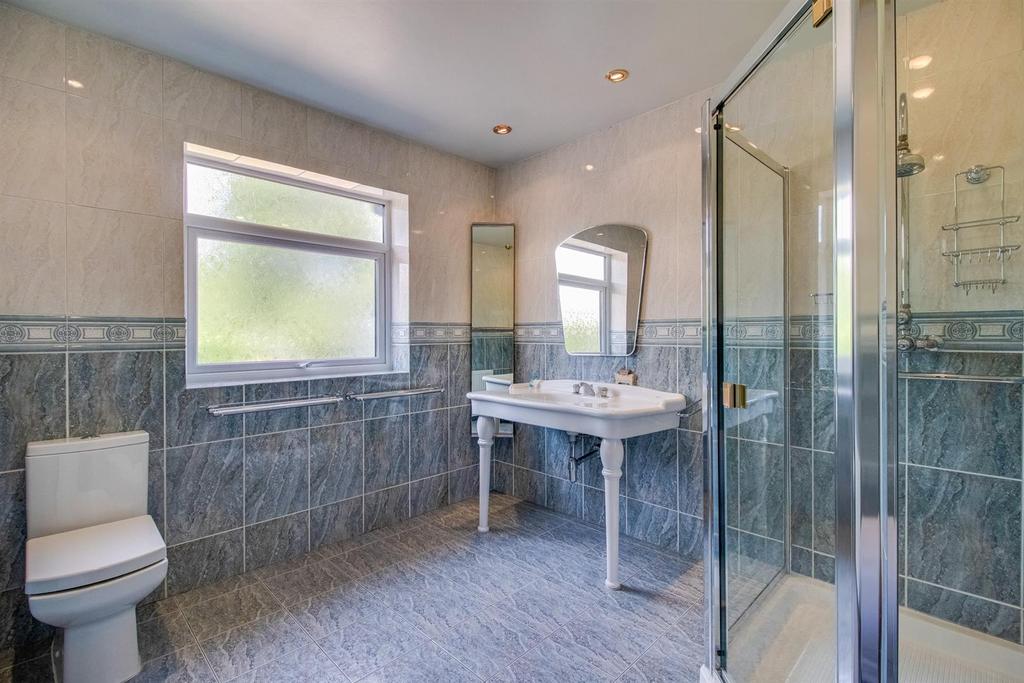 Bathroom/w.c.