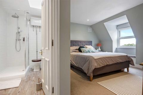 3 bedroom flat for sale, Crystal Palace Park Road, Sydenham