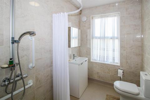 54 Gordon Street, Wakefield, WF1 5AT