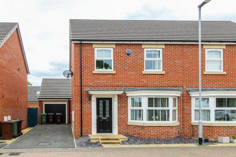 3 bedroom semi-detached house for sale, Field Gate Close, Wakefield WF2