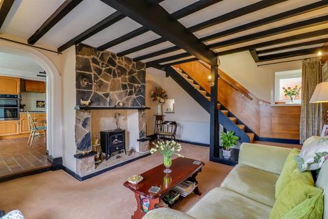 7 Allison Terrace, Kirkhamgate, Wakefield, WF2 0SL