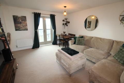 3 bedroom apartment for sale, High Street, Upton, Northampton NN5
