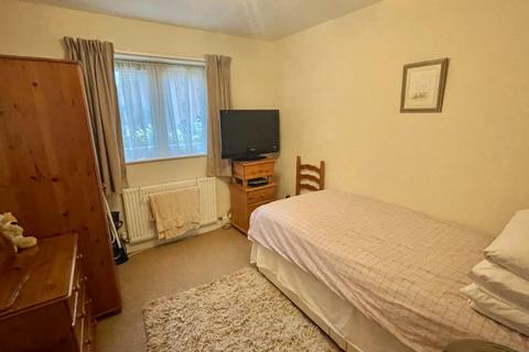 19 Bancroft Place, Stratford-upon-avon, CV37 6YZ